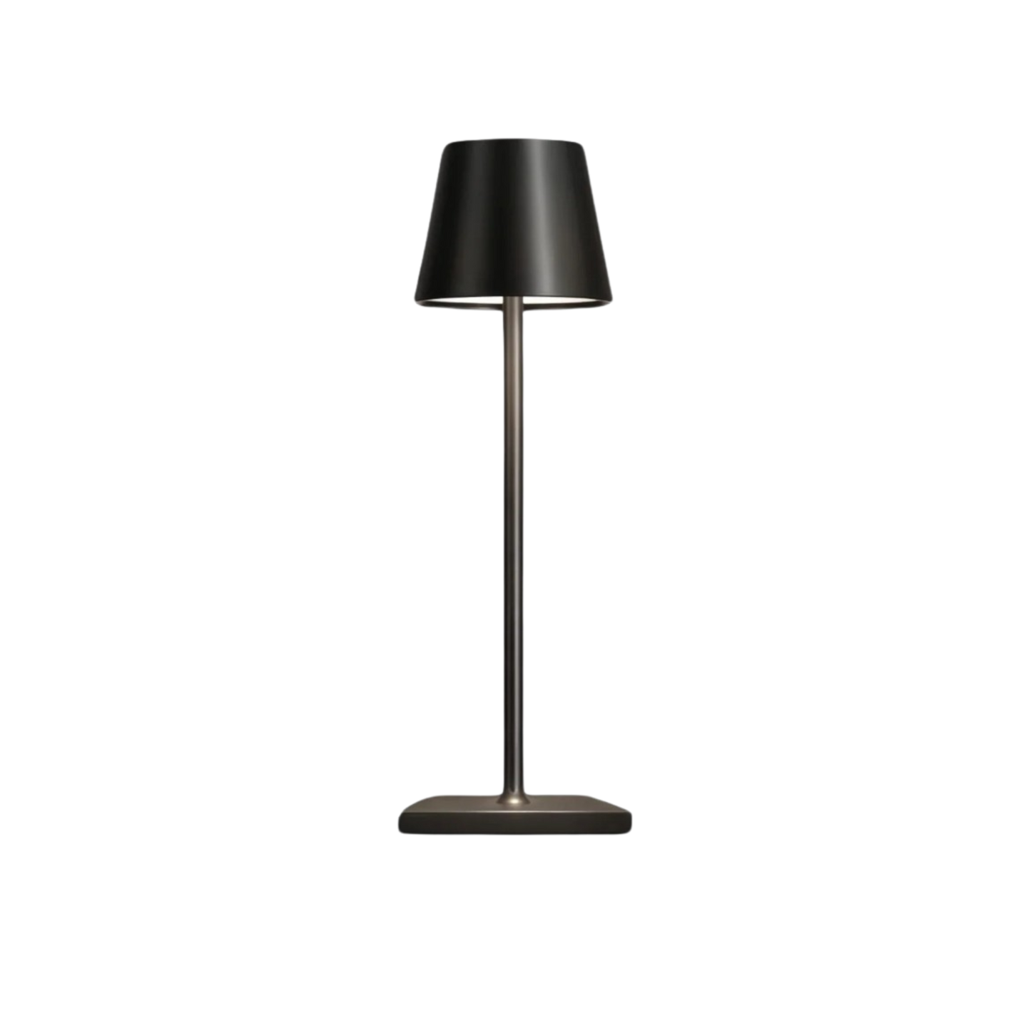 Schlanke Tischlampe Kegelschirm – Gezielter Lichtstrahl mit Stimmungsvollem Glanz