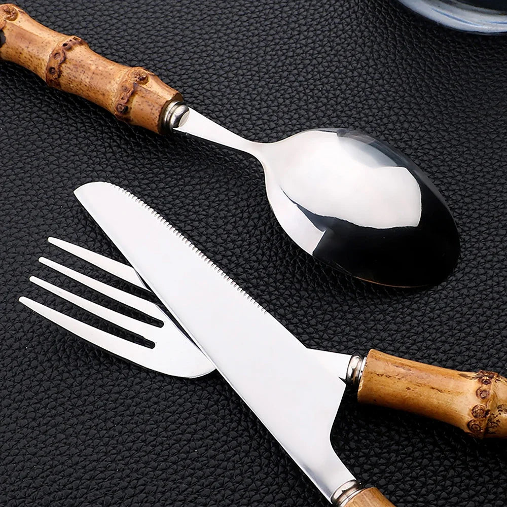 24-Teiliges Bambus Besteckset – Umweltfreundliches Design für Stilvolles Essen 4