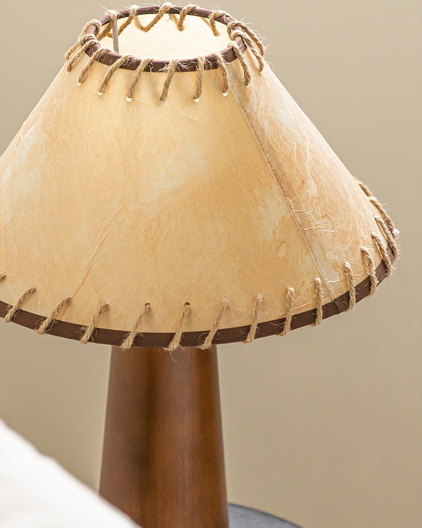 Basica Tischlampe – Stilvolles Licht Für Ihr Zuhause 5