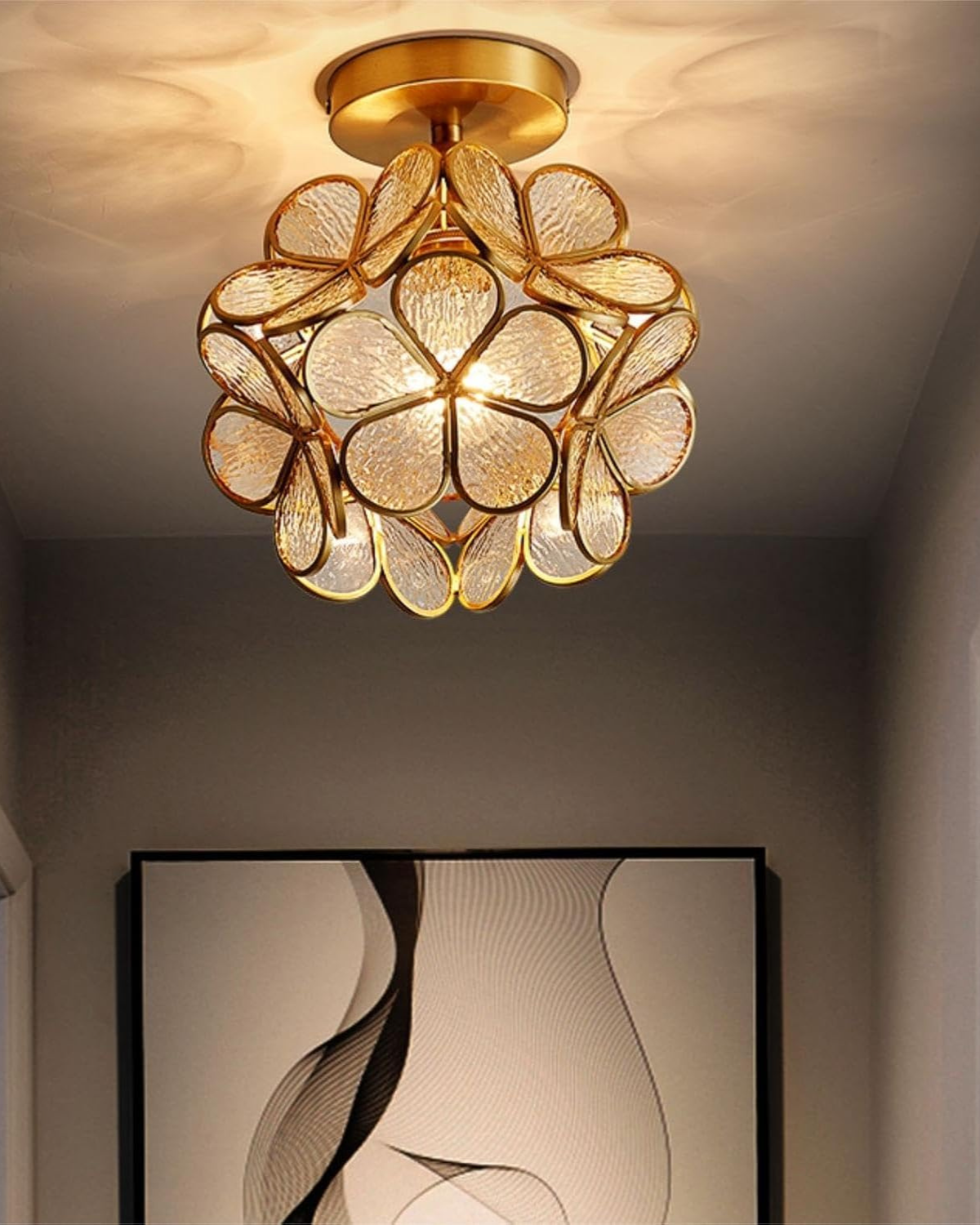 Deckenleuchte Inge – Elegante Lichtquelle mit Floralem Flair