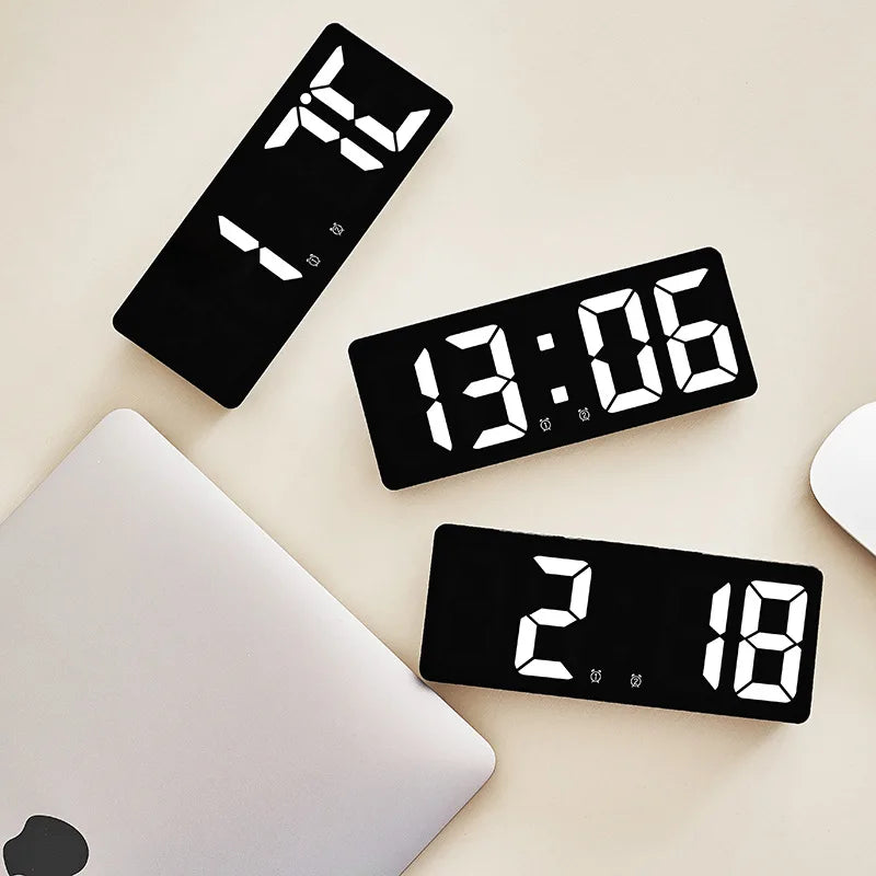 EINFACHE LED-UHR – Praktische Lösung für Müheloses Ablesen 4