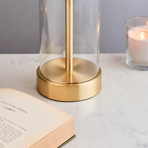 Endon Lessina Touch Gold & Glas Tischlampe – Stilvolle Beleuchtung für Ihr Schlafzimmer 3