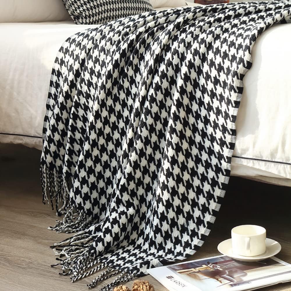 **Étoile Noir Wurfdecke – Zeitlose Eleganz für Ihr Zuhause** 2