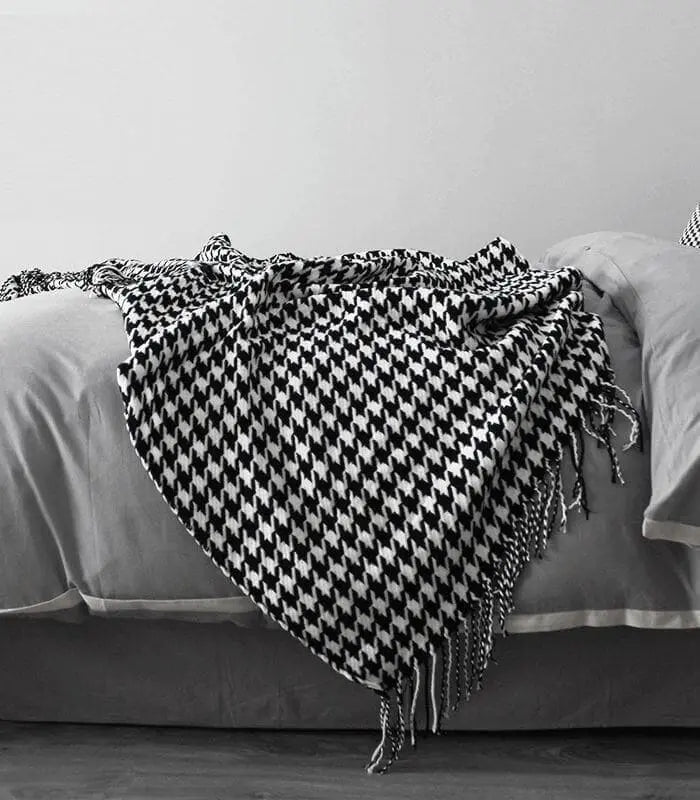 **Étoile Noir Wurfdecke – Zeitlose Eleganz für Ihr Zuhause** 4