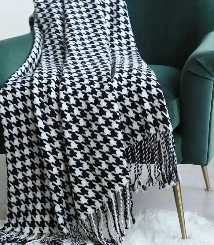 **Étoile Noir Wurfdecke – Zeitlose Eleganz für Ihr Zuhause** 6