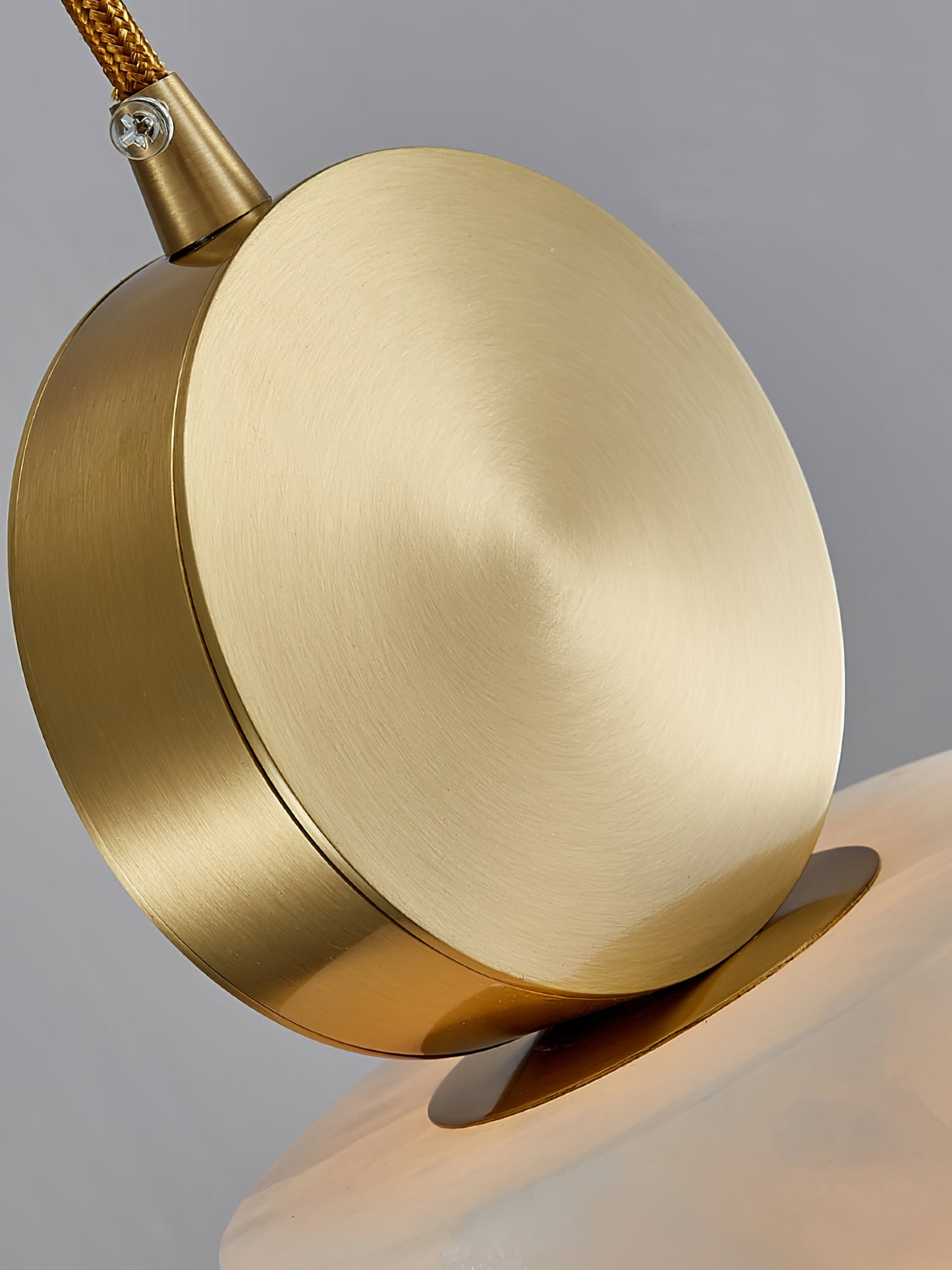 Etruskische Pendelleuchte Alabaster – Elegantes Design für Gemütliche Abende 8