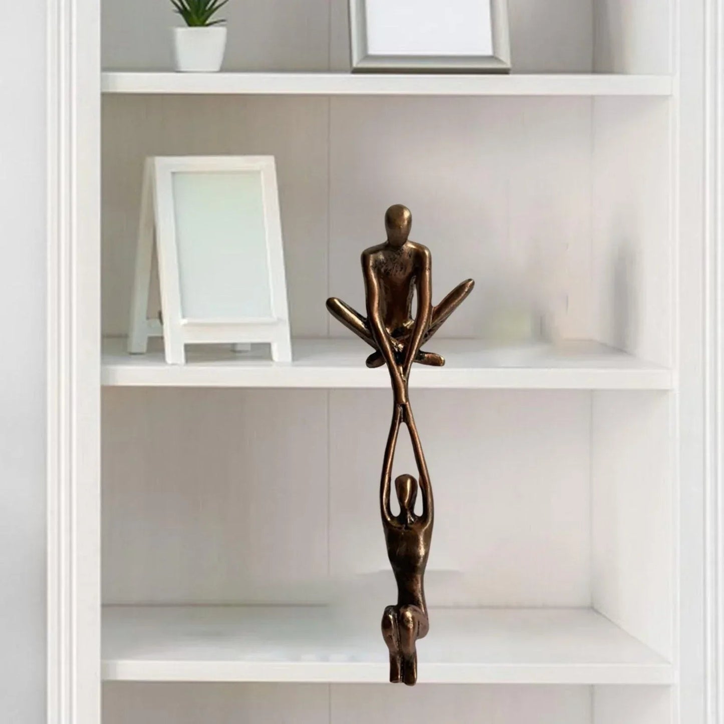 Ewige Liebe Und Kraft Skulptur – Symbolisiert Harmonie Und Vertrauen 2