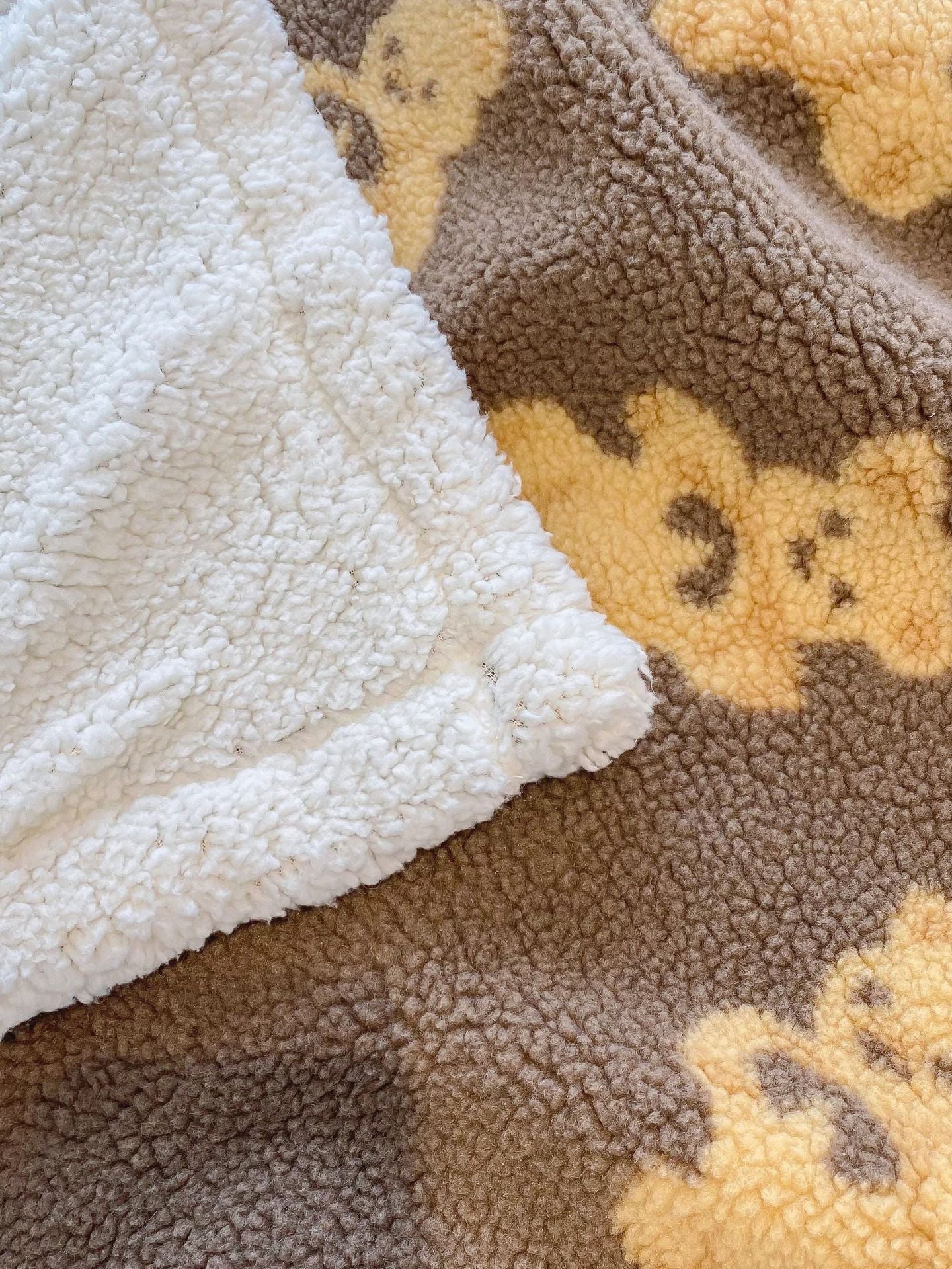 Gestrickte Teddydecke Fleece – Kuschelige Wärme Für Gemütliche Abende 5