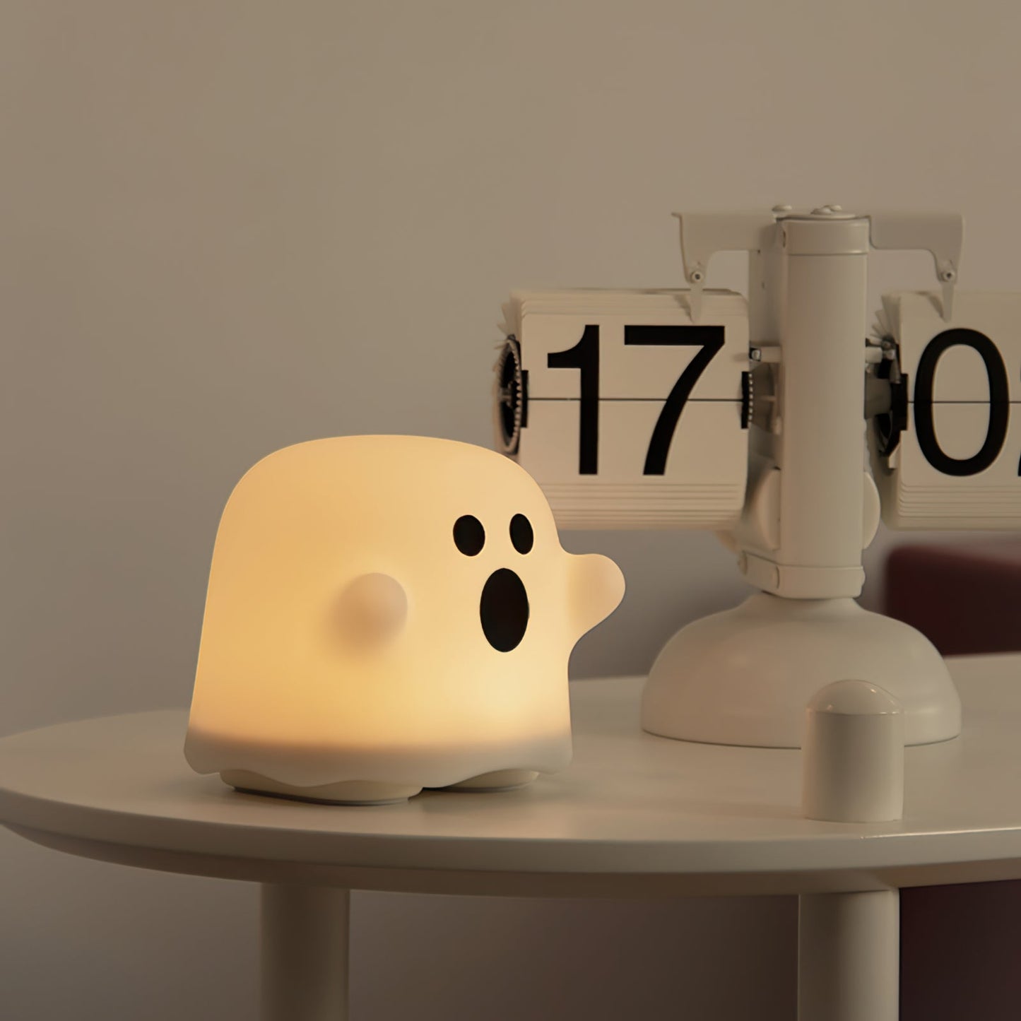 **Ghost-Tischlampe Mit Eingebautem Akku – Elegantes Lichtdesign Für Stilvolle Räume** 5