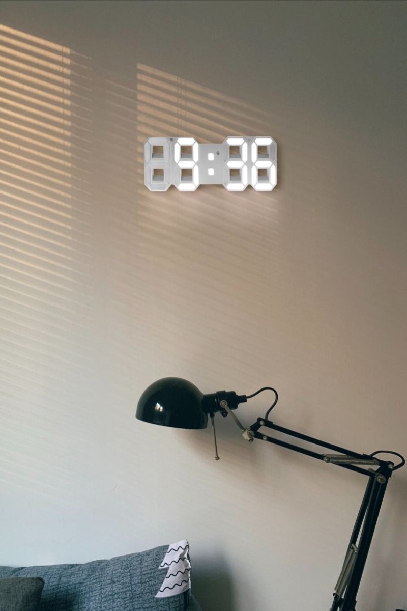 GlowTime 3D LED Wanduhr – Stilvolles Design Mit Anpassbarer Beleuchtung 3