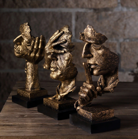 Goldene Skulptur Nordische Linie – Minimalistisches Design für Stilvolles Wohnen 2