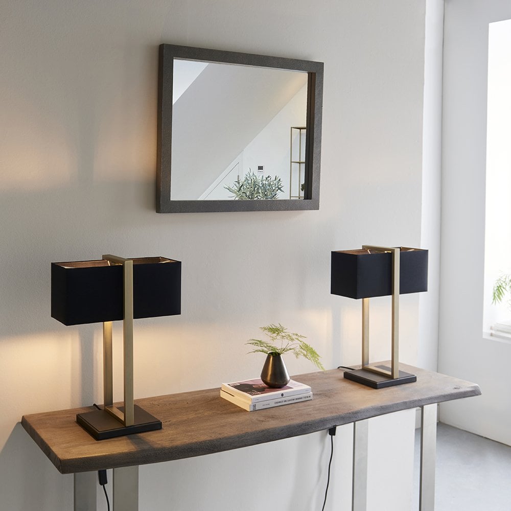Holme Antike Messing Tischlampe – Stilvolles Licht für Elegante Räume 3