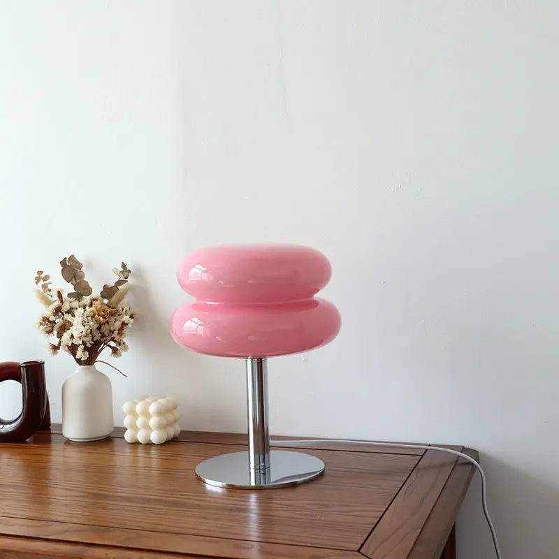 Italienische Bauhaus Tischlampe – Retro Charme Mit Warmem Licht 4