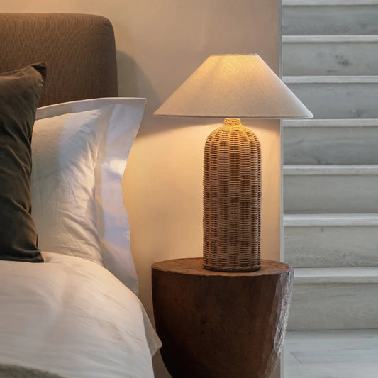 Japanische Rattan-Stehlampe – Elegante LED-Beleuchtung für Gemütliche Räume 1