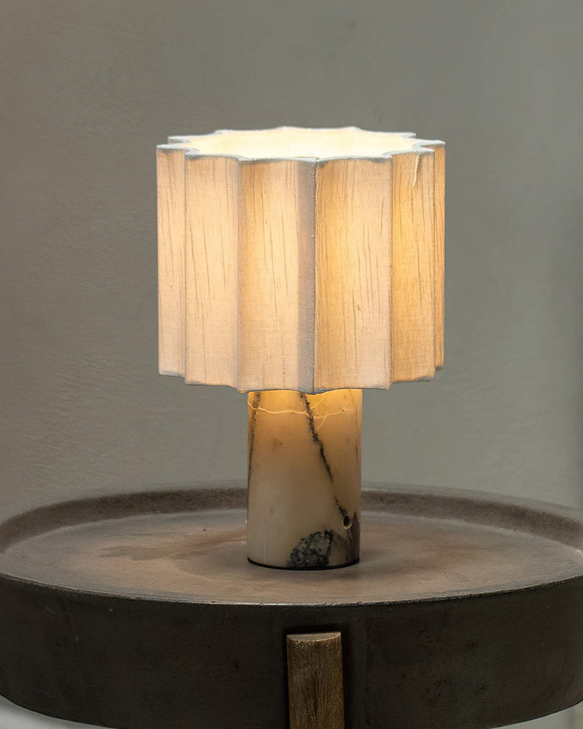 **KANE INTEGRIERTE BATTERIE TISCHLAMPE – Elegantes Design mit Marmorbasis** 5