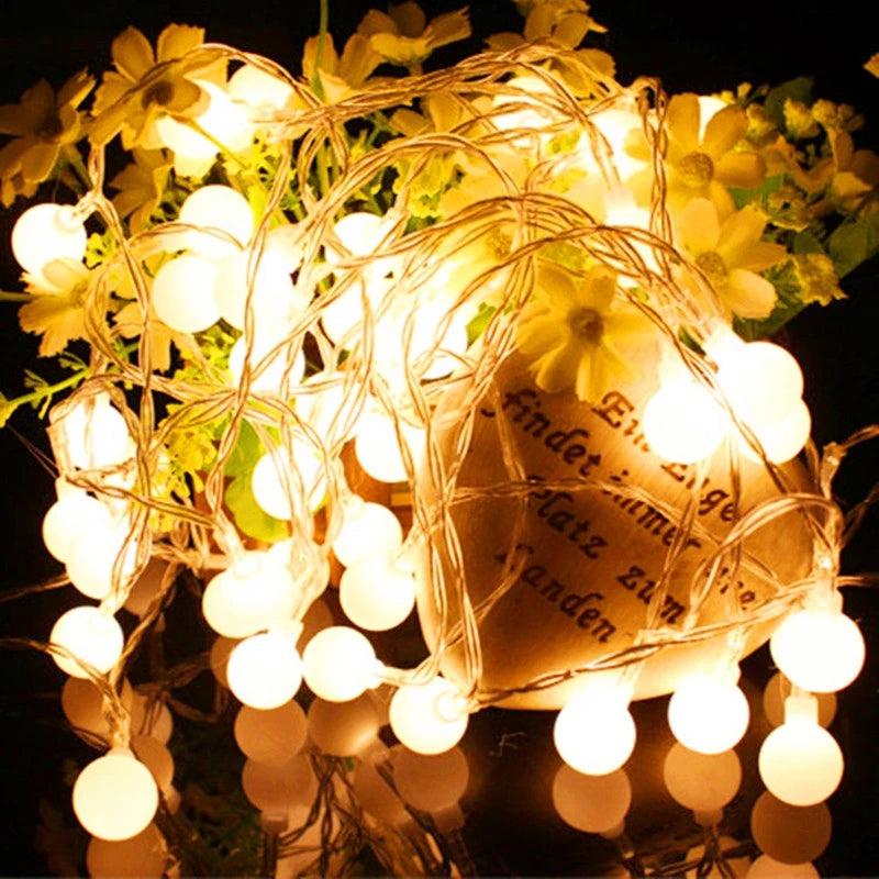 LED-Kugel-Weihnachtslichter – Festliche Atmosphäre Für Drinnen Und Draußen 7