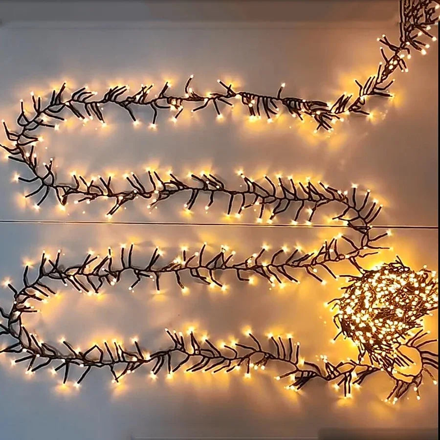 LumiBurst 25M 2000 LED-Cluster-Weihnachtslichter – Wasserdicht für Festliche Außenbeleuchtung 1