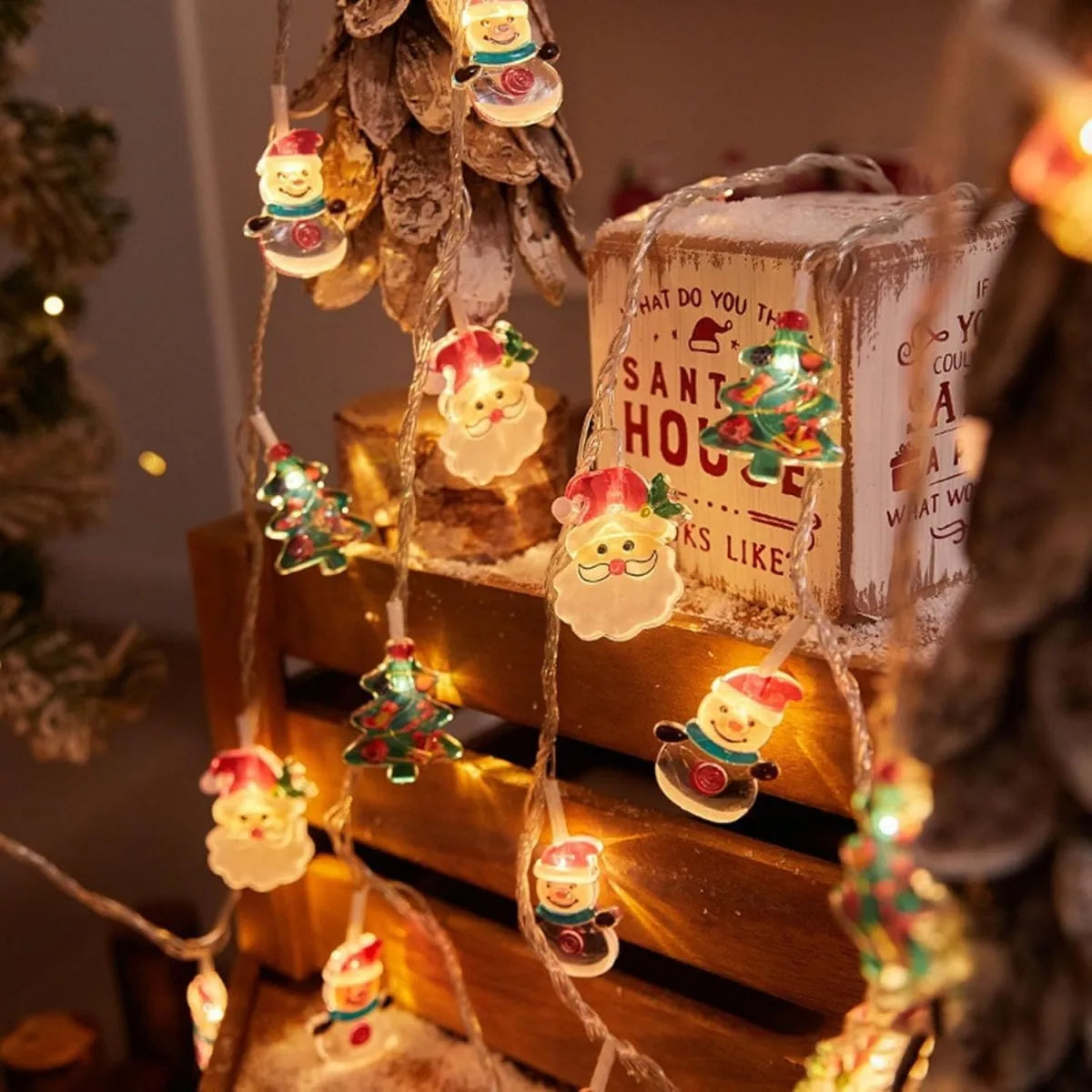 **LumiChristmas LED-Weihnachtsbeleuchtung** – Festliche Figuren für Gemütlichkeit 2