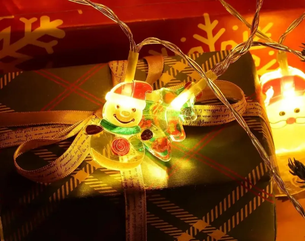 **LumiChristmas LED-Weihnachtsbeleuchtung** – Festliche Figuren für Gemütlichkeit 4