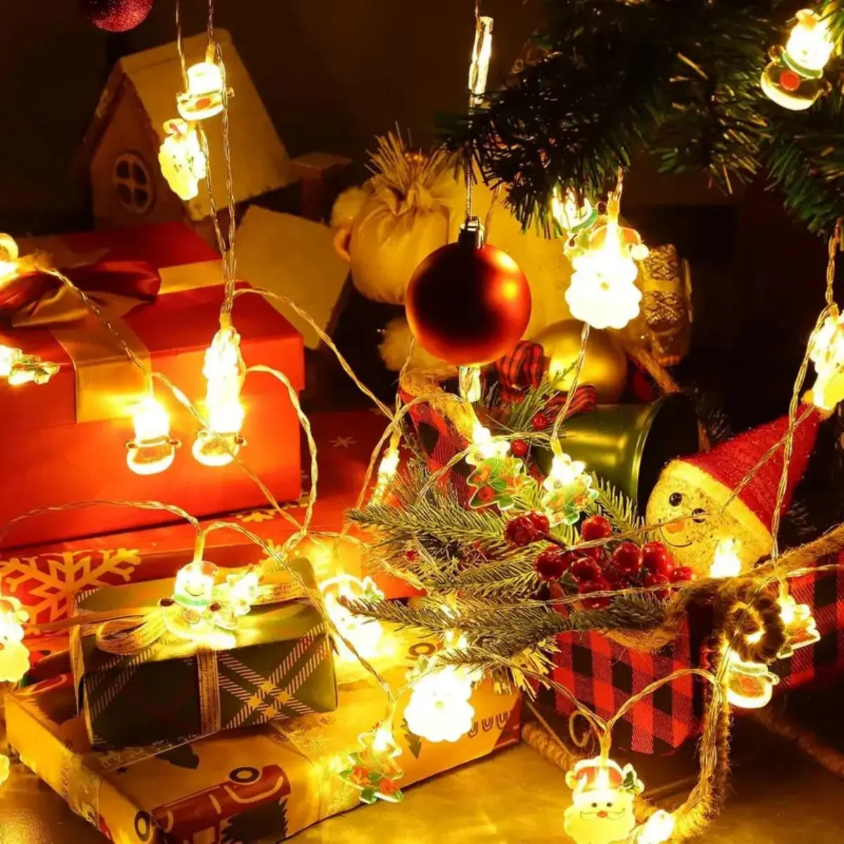 **LumiChristmas LED-Weihnachtsbeleuchtung** – Festliche Figuren für Gemütlichkeit 7
