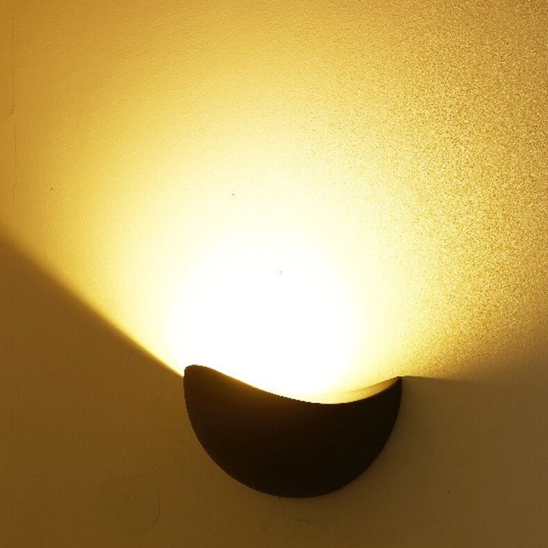 Minimalistische Halbrunde LED-Wandleuchte – Stilvolle Wandbeleuchtung Indirekt für Elegante Räume 4