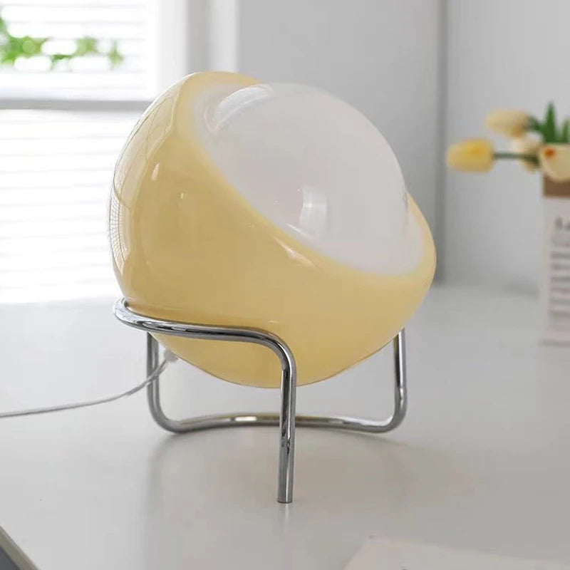 Mittelalterliche Bauhaus Tischlampe – Stilvolles Licht Für Ihr Zuhause 5