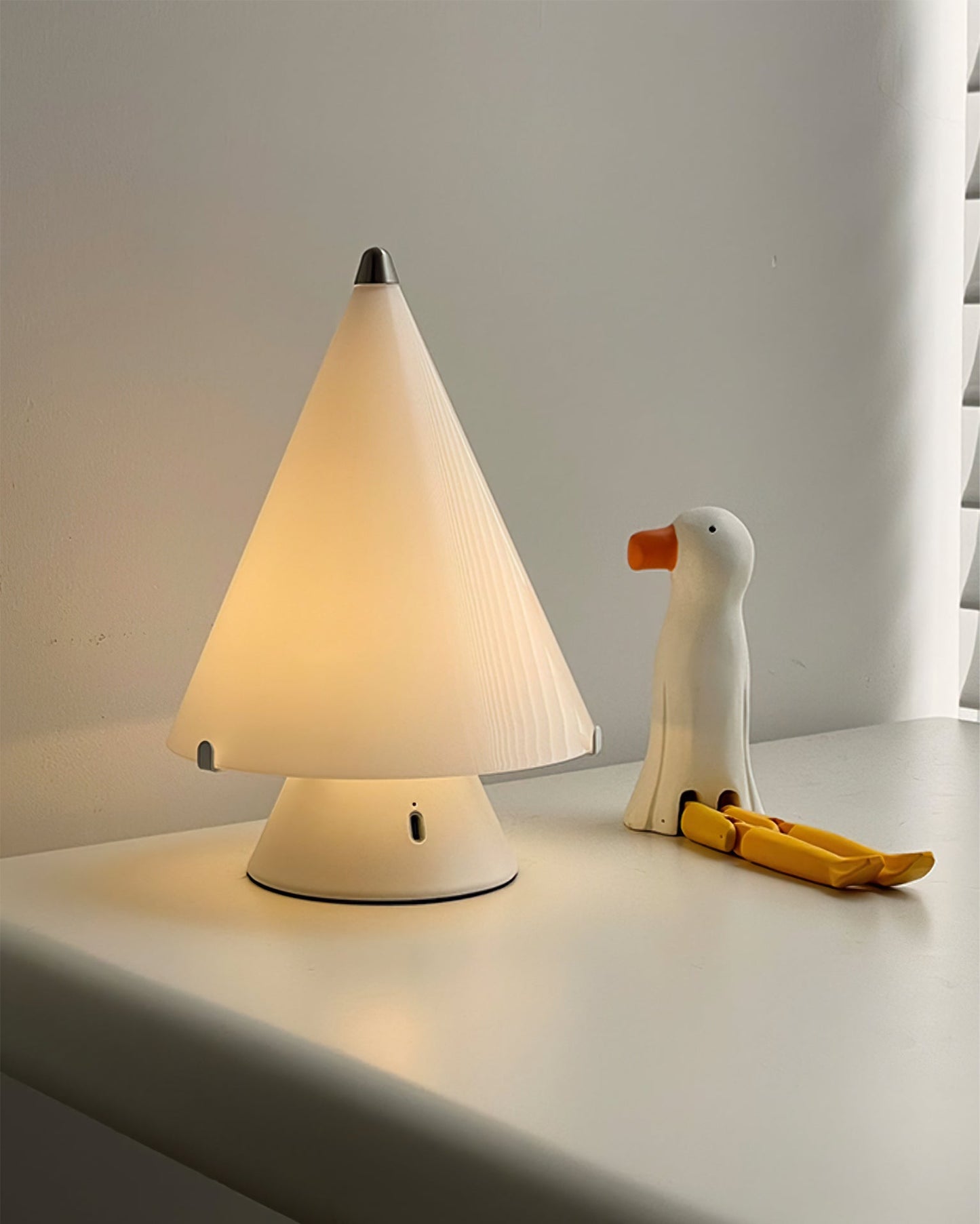 Miza Tischlampe – Elegante LED-Beleuchtung Mit Touch-Funktion 5