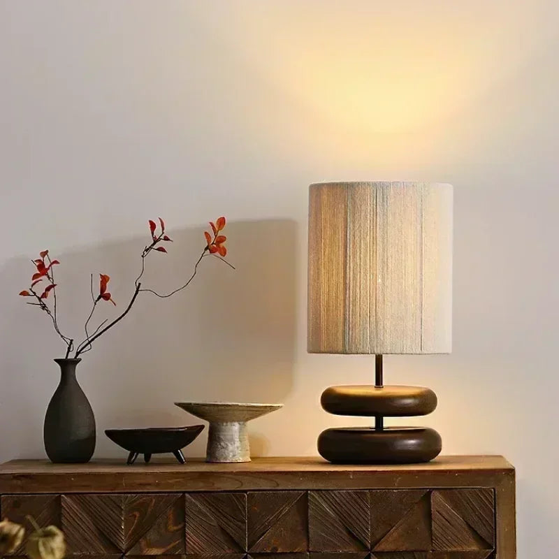 Moderne Japanische Holztischlampe – Handgefertigte Seilweblampe für Gemütliche Atmosphäre 2
