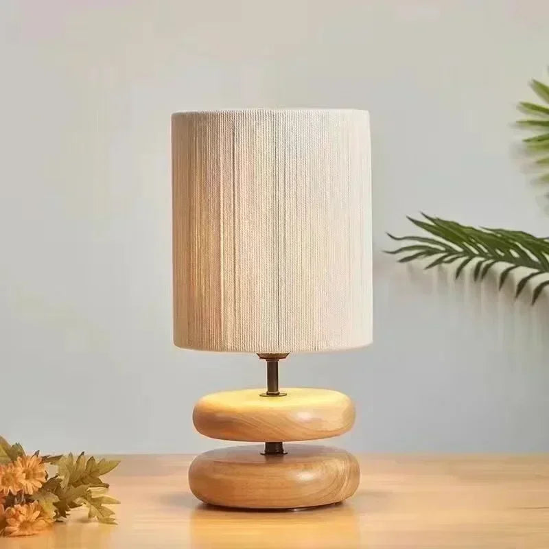 Moderne Japanische Holztischlampe – Handgefertigte Seilweblampe für Gemütliche Atmosphäre 4