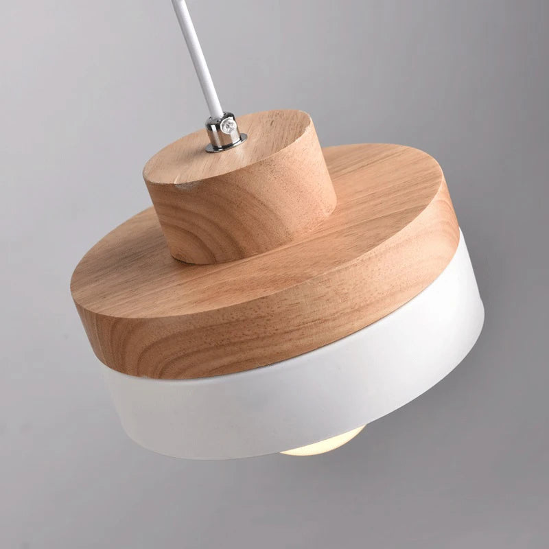 Moderner Holz-Kronleuchter – Elegante Atmosphäre für Ihr Zuhause 2
