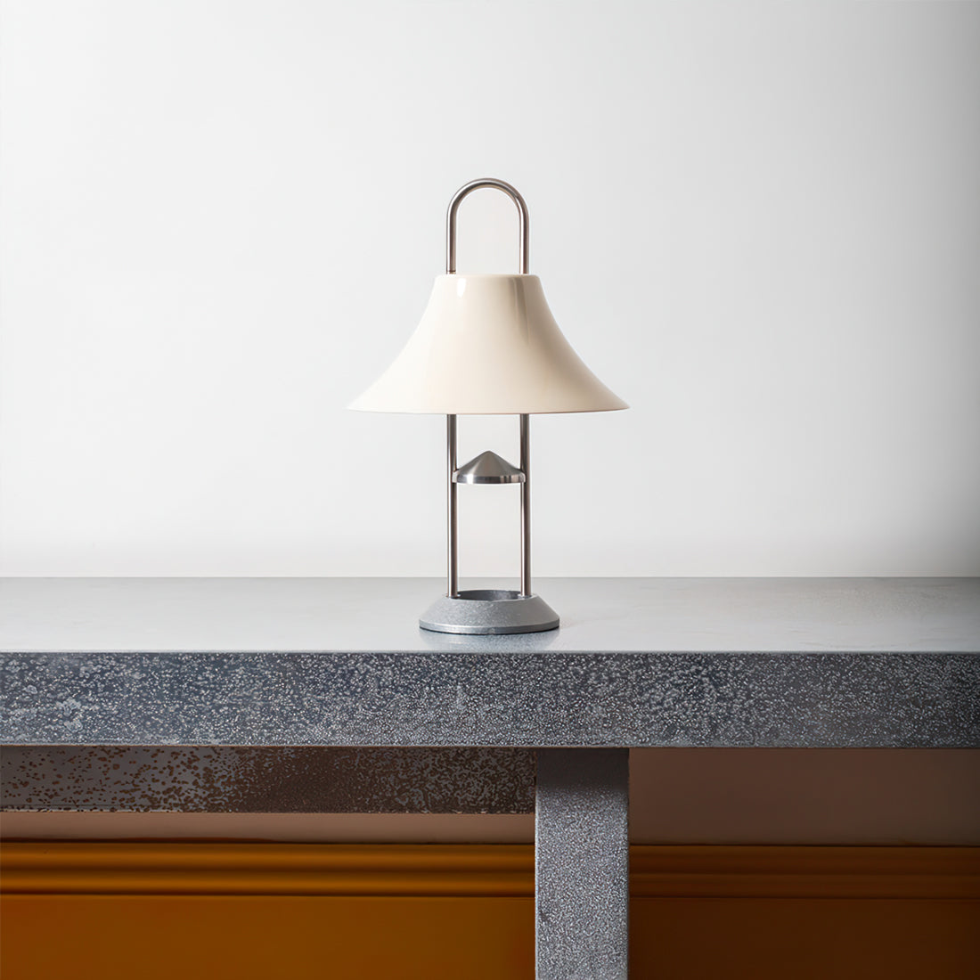 Mousqueton Outdoor-Tischlampe – Stilvolle Beleuchtung Für Drinnen Und Draußen 2
