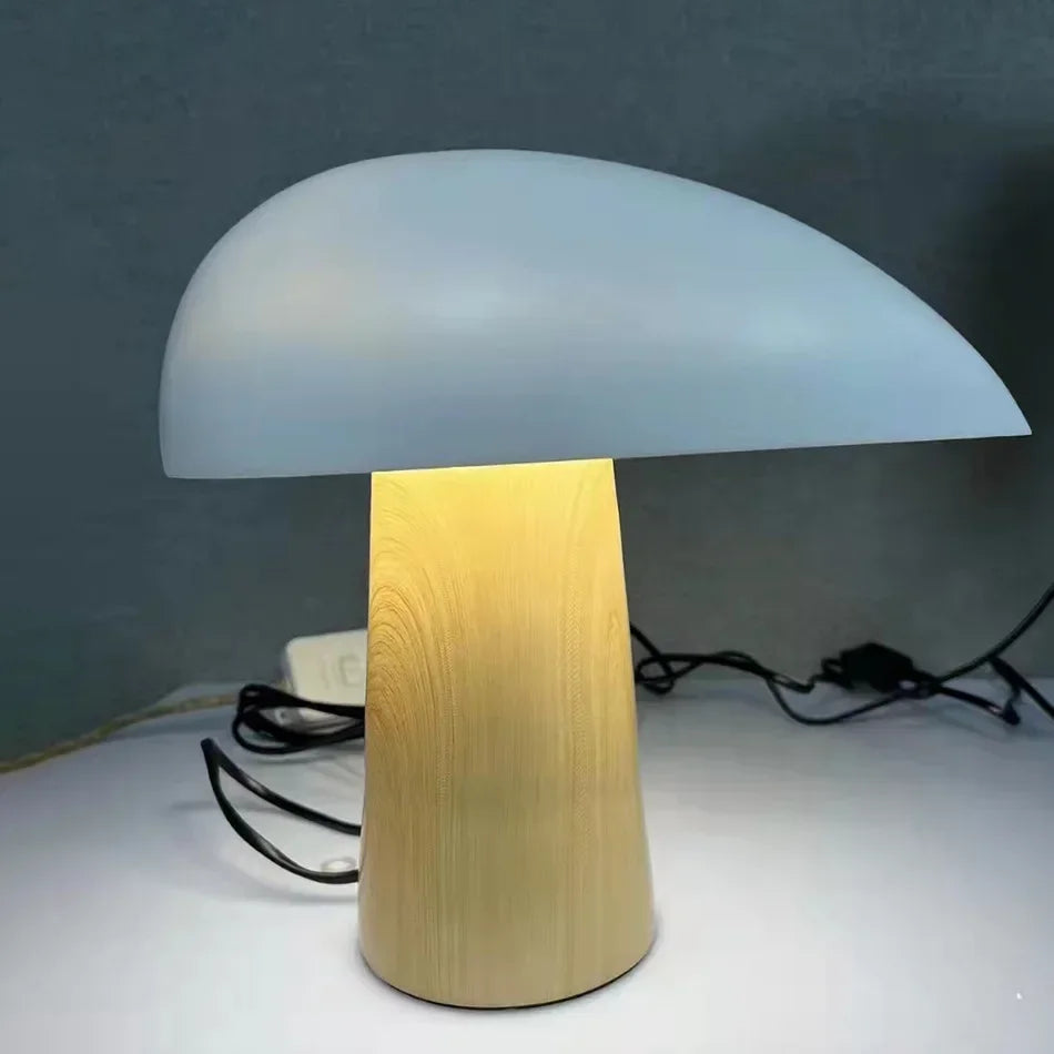 Nordic Kleine Tischlampe – Stilvolle LED-Beleuchtung für Gemütliche Abende 4
