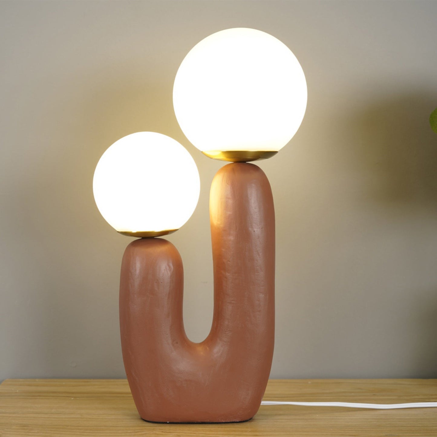 Oo Rough Tischlampe – Elegante Beleuchtung Für Stilvolle Akzente 2