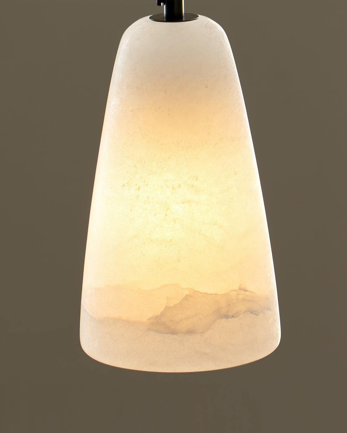 Pendelleuchte Glockenturm – Elegante Lichtquelle für Stilvolle Räume 7