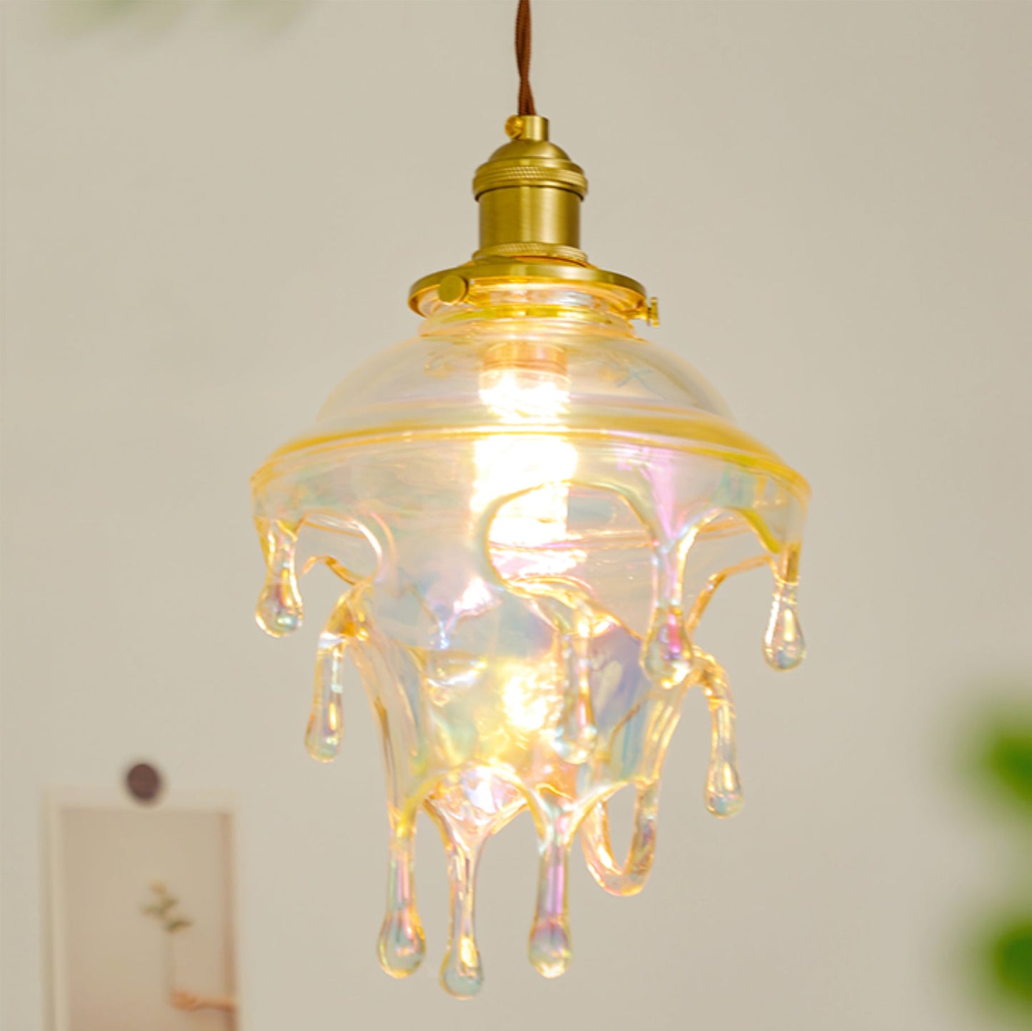 Pendelleuchte Wassertropfen Harz – Elegantes Design für Stilvolles Ambiente 2