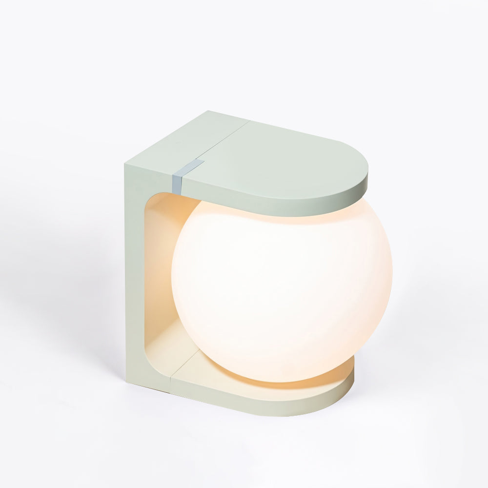 Plat Tischlampe – Elegante Leuchte mit Kabellosem Ladegerät 10
