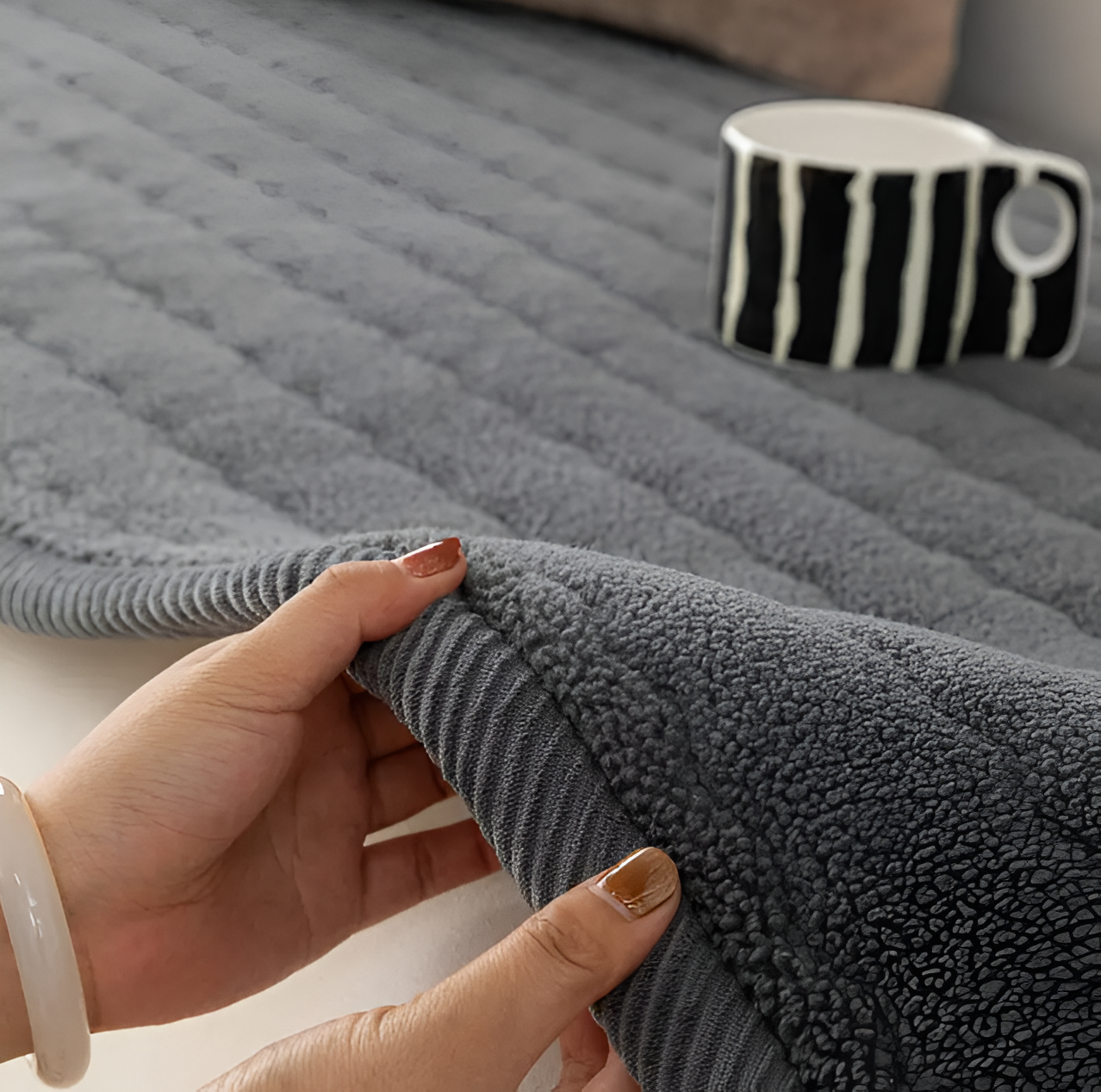 PolyesPlush Sofabezug – Stilvoller Schutz Für Ihr Sofa 10