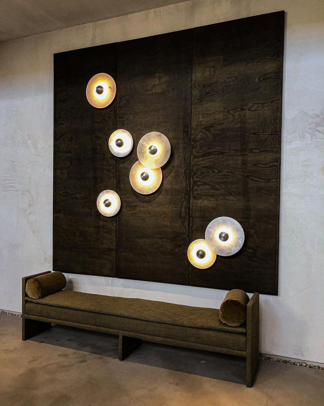 Runde Alabaster Wandleuchte – Stilvolle Lichtquelle für Elegante Räume 6