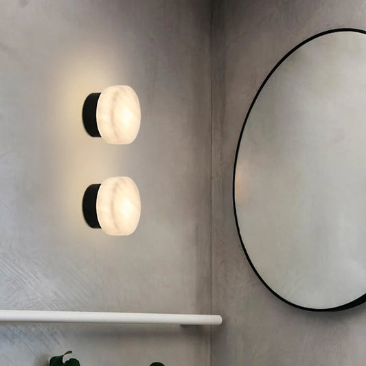 Runde Wandleuchte Aus Spanischem Naturmarmor – Stilvolle Akzente Für Elegante Räume 1