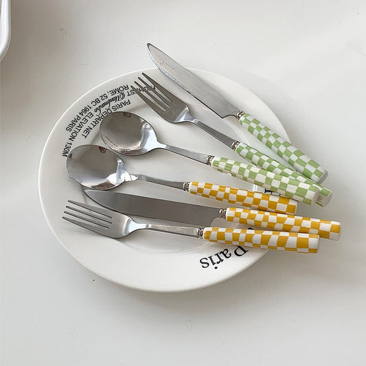 Schachbrett Edelstahlbesteck Set – Elegantes Design Für Schachliebhaber 2