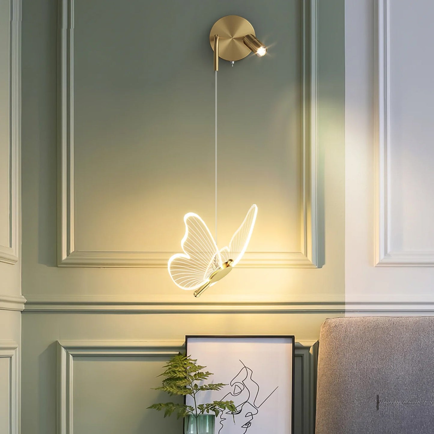 Schmetterlings Wandlampe – Elegantes Lichtspiel für Stilvolle Räume 7