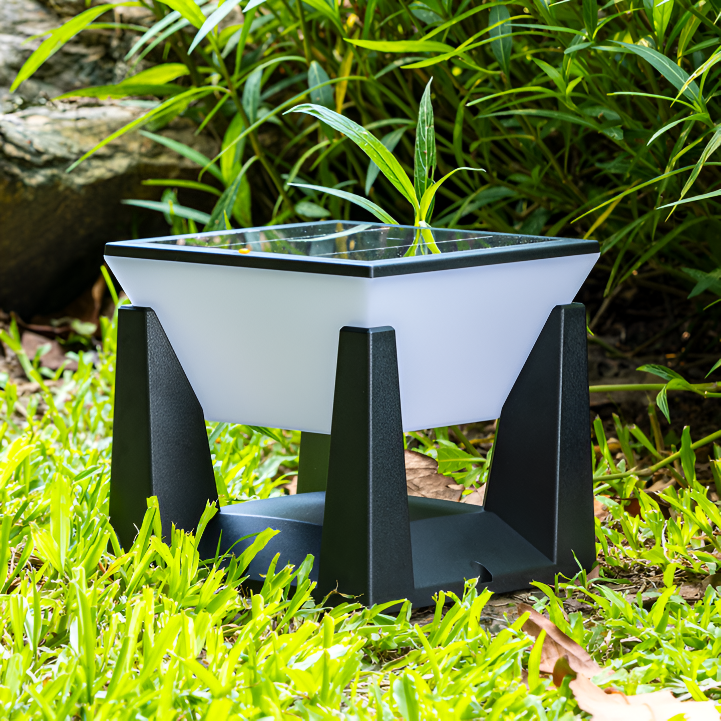 Serelith Solarlampe Schwarz Quadrat – Elegante Gartenbeleuchtung Mit Automatischer Dämmerungserkennung 4