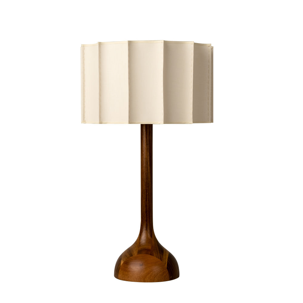 **Sierra Tischlampe – Stilvolle Beleuchtung für Gemütlichkeit** 9