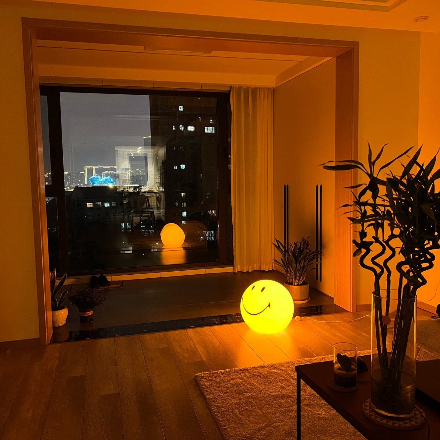 Smiley-Tischlampe Dimmbar – Fröhlicher Lichtspender Für Gemütliche Atmosphäre 4