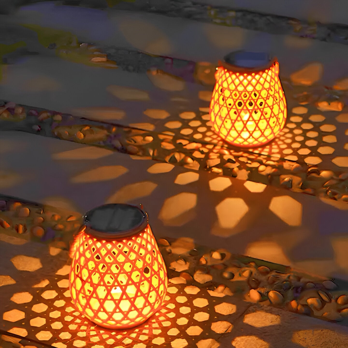 **Solar Gartenlampe Mit Geflochtenem Bambus-Look – Natürliche Atmosphäre Mit Warmem Licht** 2