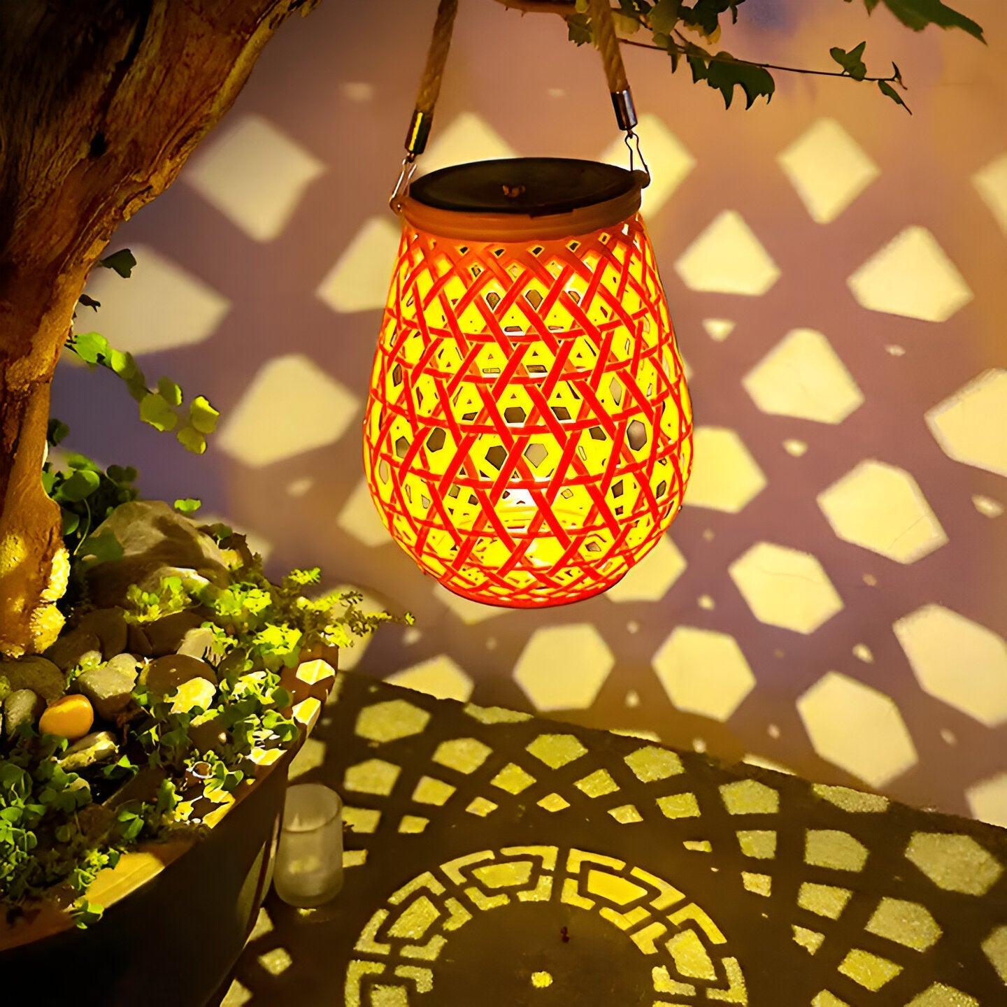 **Solar Gartenlampe Mit Geflochtenem Bambus-Look – Natürliche Atmosphäre Mit Warmem Licht** 6