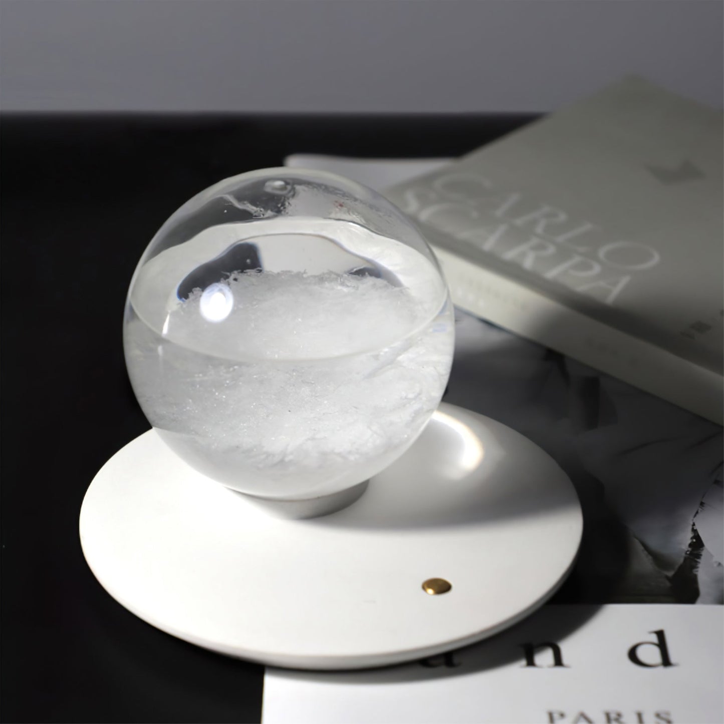 Storm Bottle Tischlampe – Elegante Beleuchtung Für Entspannte Nächte 5
