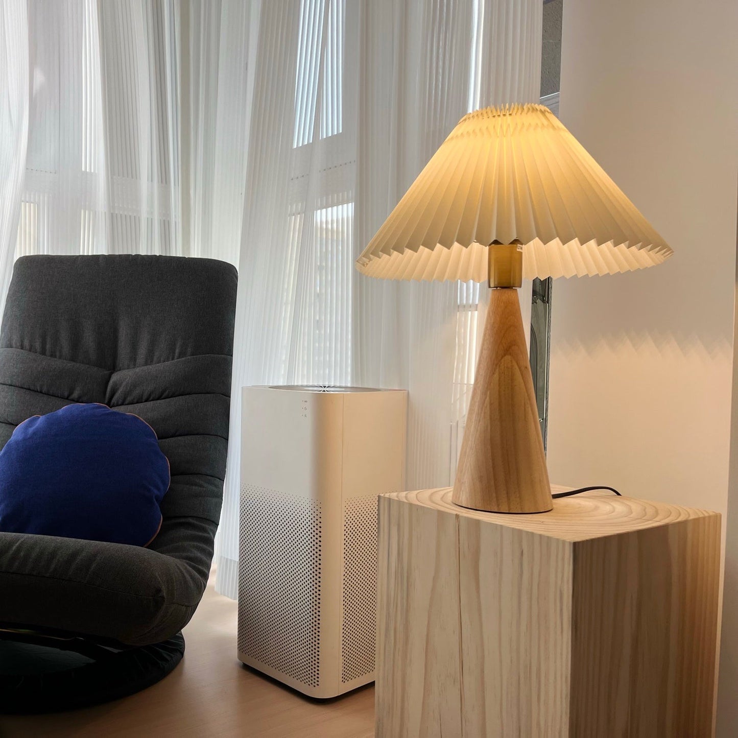 Stringer Tischlampe – Elegante Beleuchtung Mit Mid-Century Charme 5