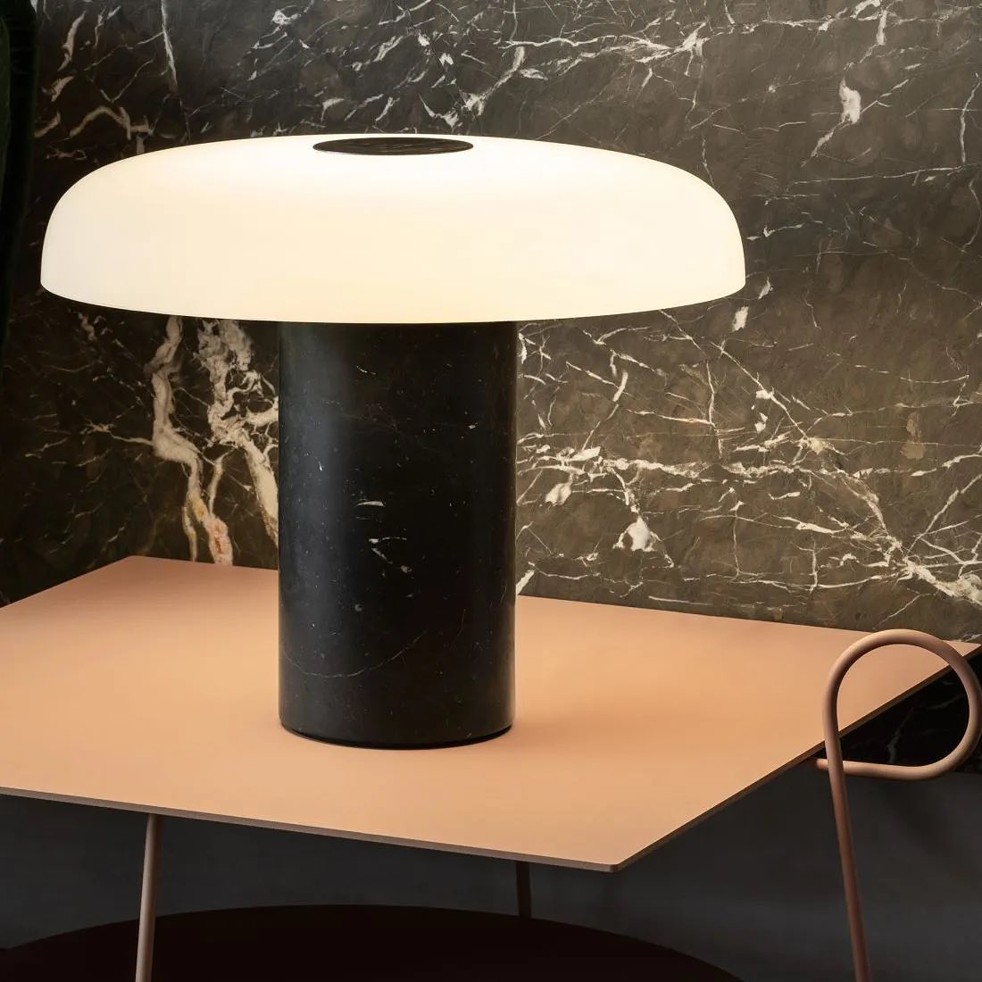 **TROPICO MEDIA TISCHLAMPE – Elegantes Design mit Marmor und Glas** 6
