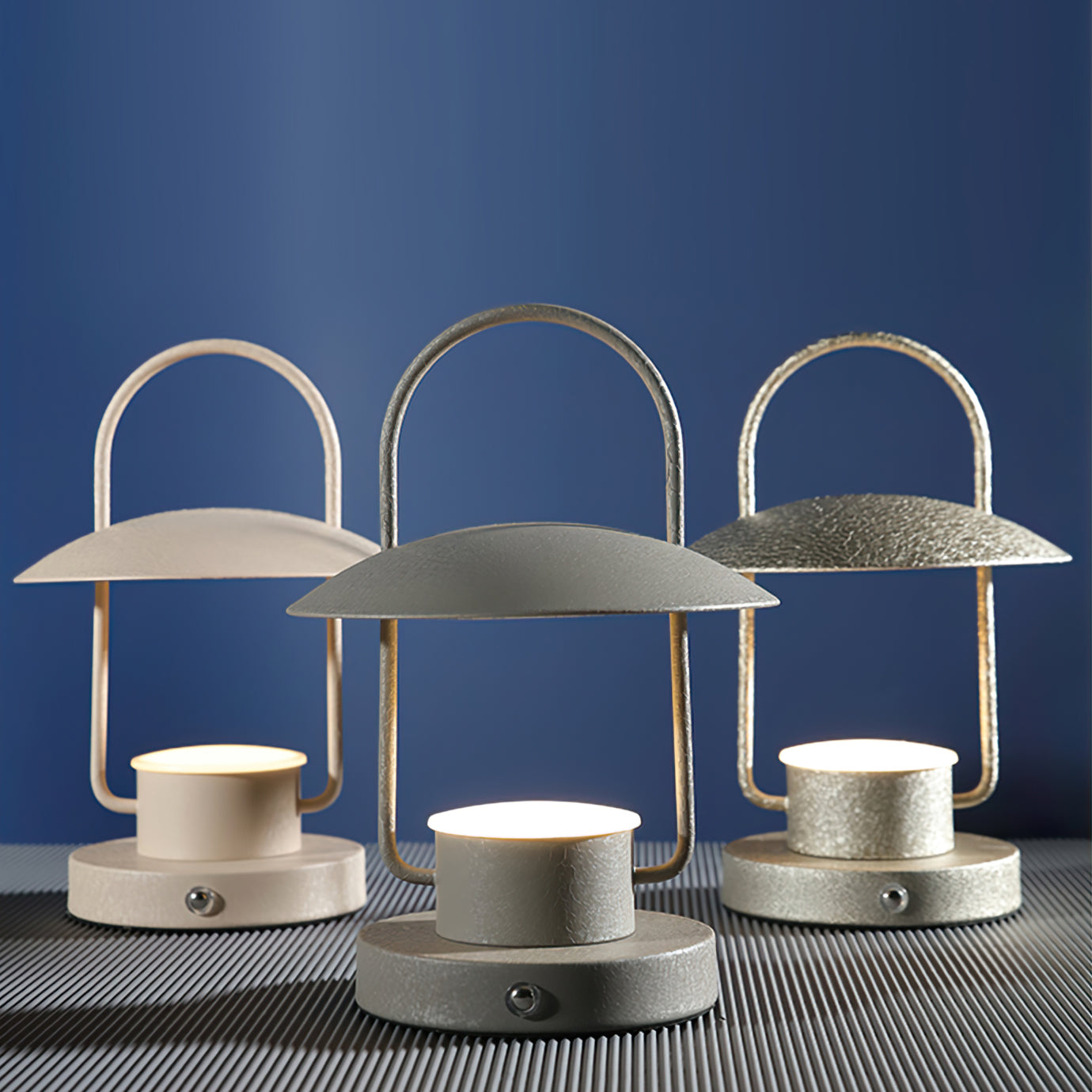 **Tragbare Tischlampe Ray** – Flexibles Licht für Unterwegs 5